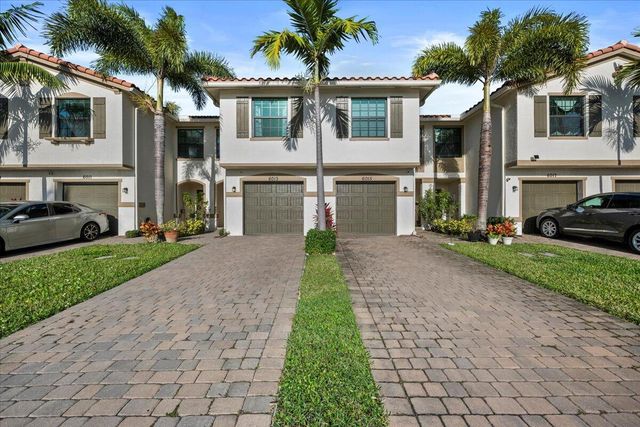 6013 Woods Edge Circle, Riviera Beach, FL 33410