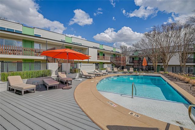 2200 Dickson DR 128, Austin, TX 78704