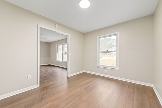 110 Vintage Ln, Enterprise, AL 36330