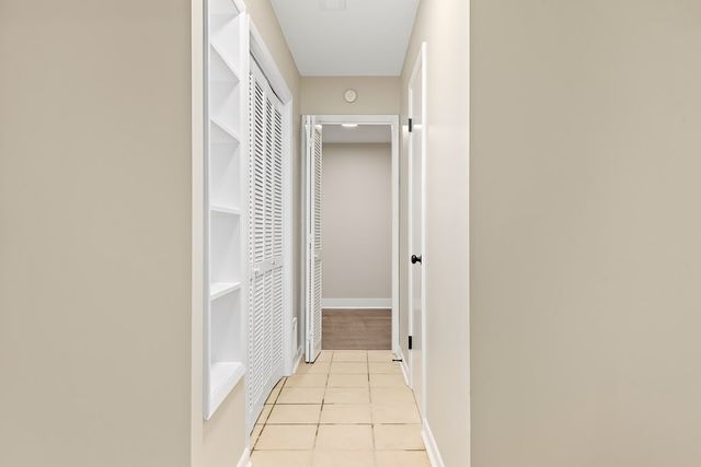 110 Vintage Ln, Enterprise, AL 36330