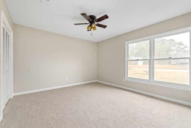 110 Vintage Ln, Enterprise, AL 36330