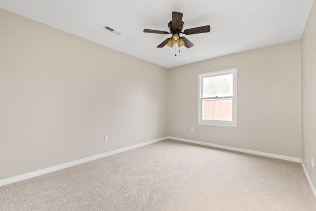 110 Vintage Ln, Enterprise, AL 36330