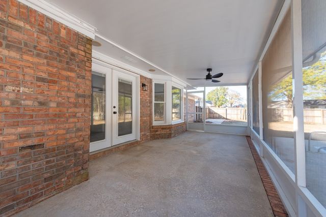 110 Vintage Ln, Enterprise, AL 36330