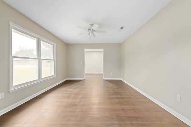 110 Vintage Ln, Enterprise, AL 36330