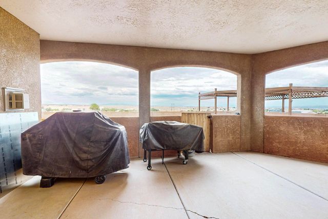 4013 Huron Drive NE, Rio Rancho, NM 87144