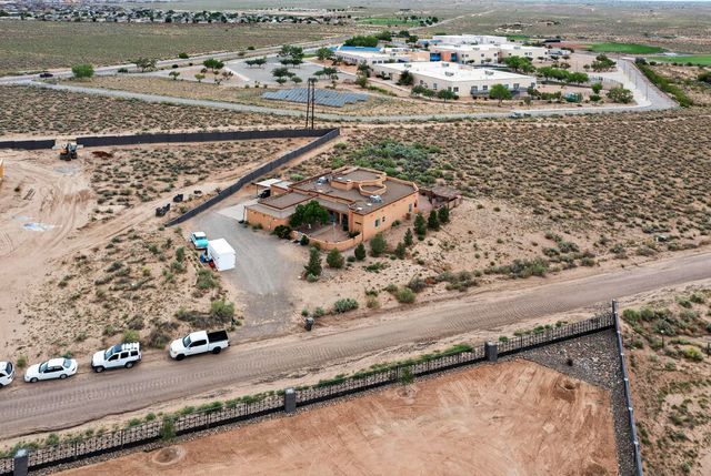 4013 Huron Drive NE, Rio Rancho, NM 87144