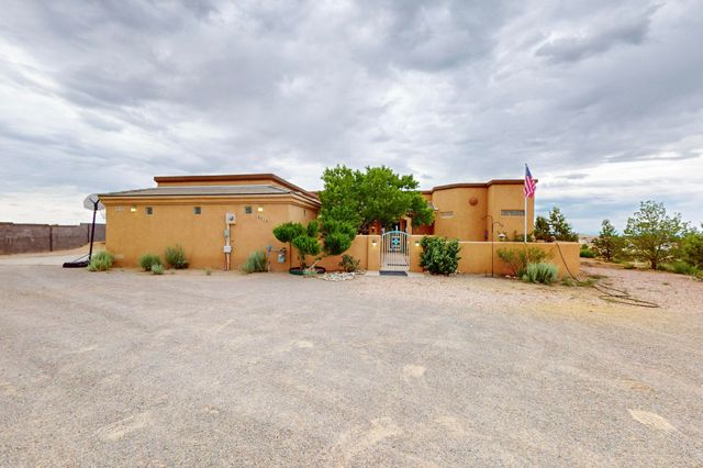 4013 Huron Drive NE, Rio Rancho, NM 87144