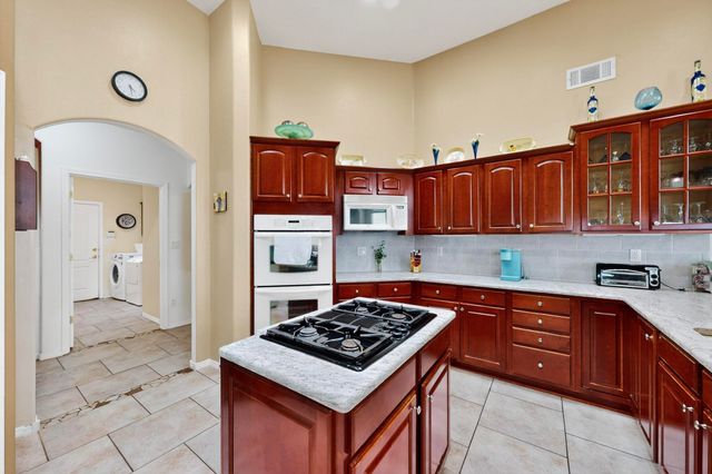 4013 Huron Drive NE, Rio Rancho, NM 87144