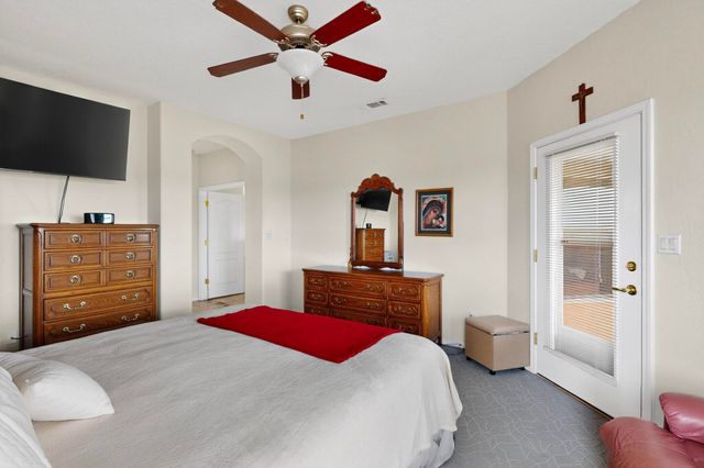 4013 Huron Drive NE, Rio Rancho, NM 87144