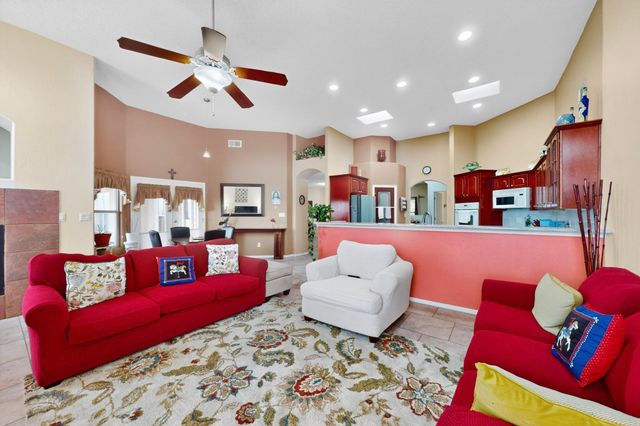 4013 Huron Drive NE, Rio Rancho, NM 87144