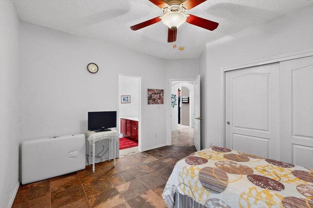 4013 Huron Drive NE, Rio Rancho, NM 87144