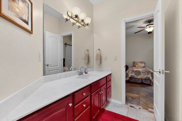 4013 Huron Drive NE, Rio Rancho, NM 87144