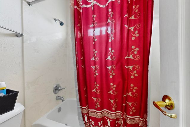 4013 Huron Drive NE, Rio Rancho, NM 87144