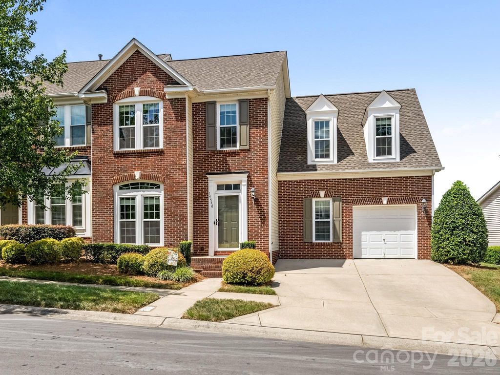14558 Greenpoint Lane, Huntersville, NC 28078