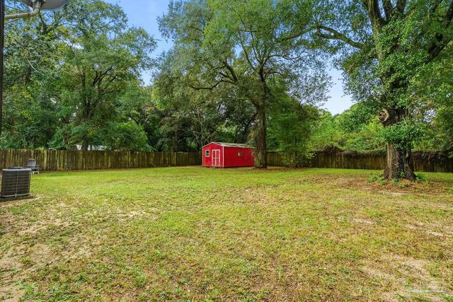 4305 Galt City Rd, Milton, FL 32583