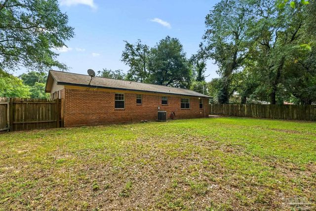 4305 Galt City Rd, Milton, FL 32583