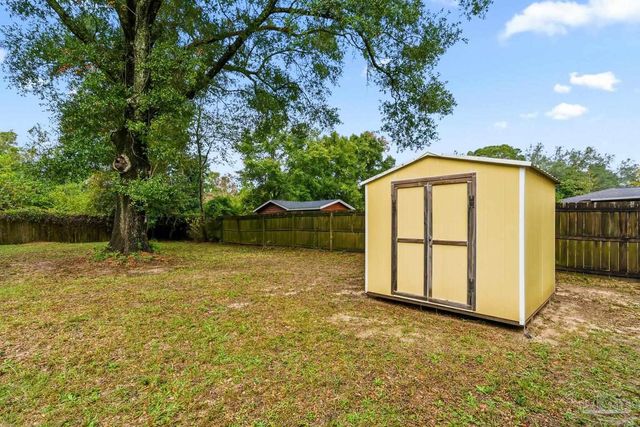 4305 Galt City Rd, Milton, FL 32583