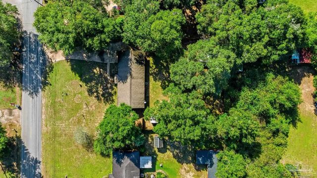 4305 Galt City Rd, Milton, FL 32583