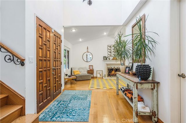 3636 Dellvale Place, Encino, CA 91436