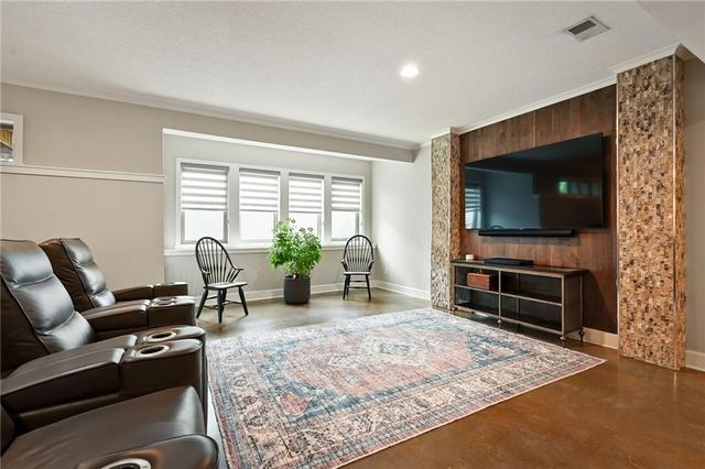 3109 W 156th Street, Overland Park, KS 66224