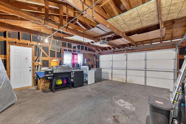 4472 N 104th STREET, Wauwatosa, WI 53225