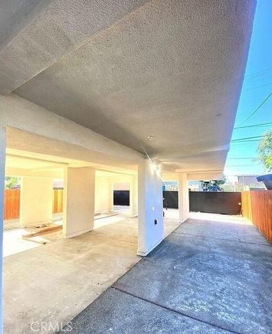 1130 E 28th Street, Los Angeles, CA 90011