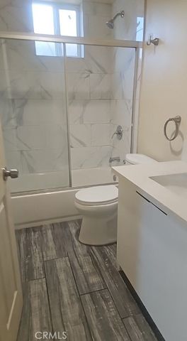 1130 E 28th Street, Los Angeles, CA 90011