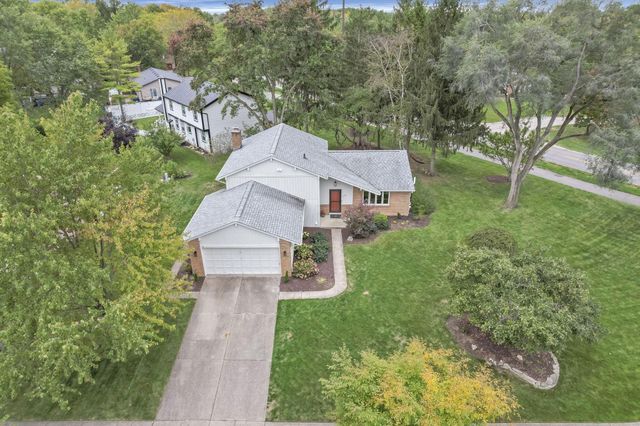 1003 Autumn Meadows Drive, Westerville, OH 43081