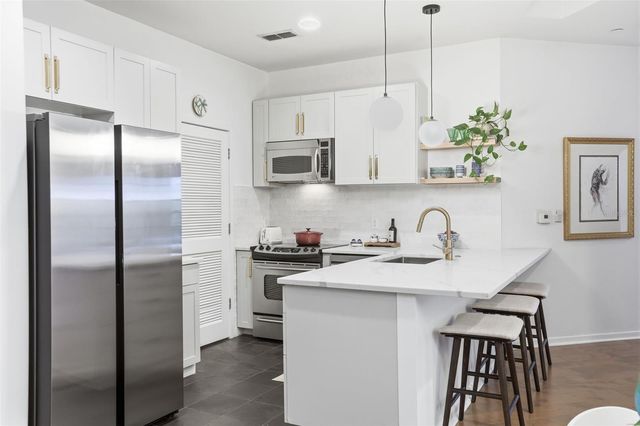 1 S EOLA DRIVE 13, Orlando, FL 32801