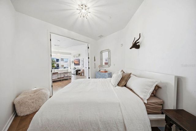 1 S EOLA DRIVE 13, Orlando, FL 32801