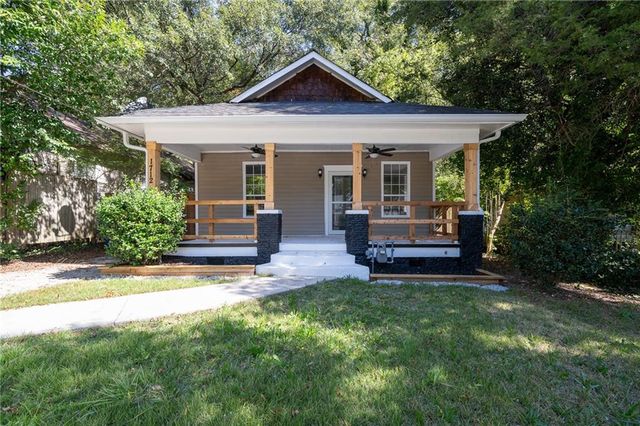 1712 Evans SW Drive, Atlanta, GA 30310