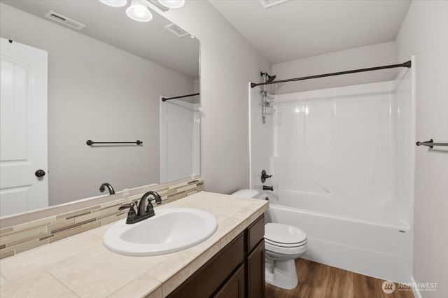 25916 168th Place SE, Covington, WA 98042
