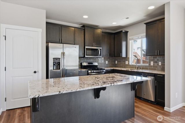 25916 168th Place SE, Covington, WA 98042