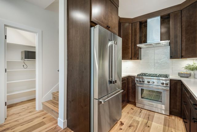 334 SW Roosevelt Avenue Unit 3, Bend, OR 97702