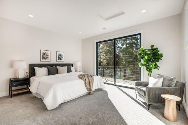 334 SW Roosevelt Avenue Unit 3, Bend, OR 97702