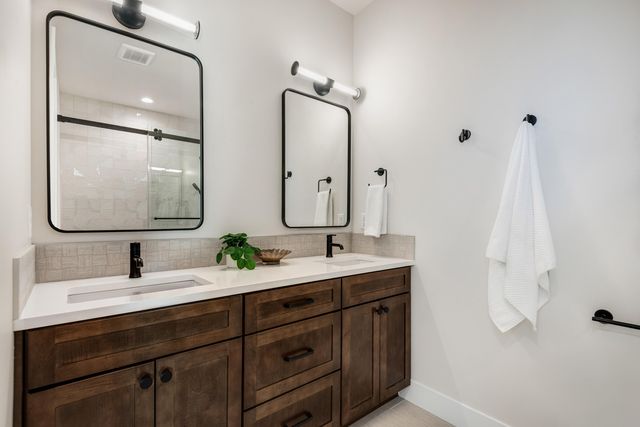 334 SW Roosevelt Avenue Unit 3, Bend, OR 97702