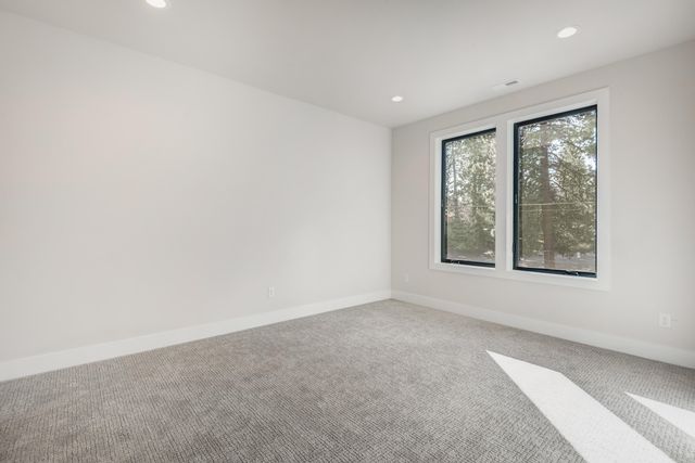 334 SW Roosevelt Avenue Unit 3, Bend, OR 97702