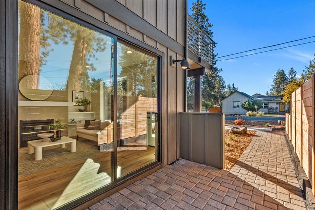 334 SW Roosevelt Avenue Unit 3, Bend, OR 97702