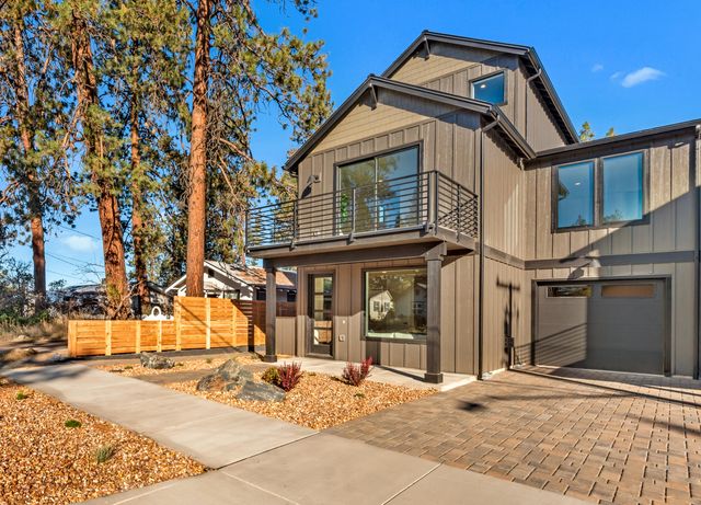 334 SW Roosevelt Avenue Unit 3, Bend, OR 97702