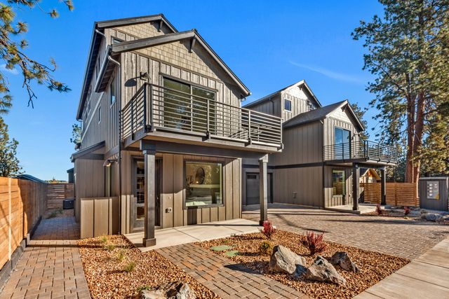 334 SW Roosevelt Avenue Unit 3, Bend, OR 97702