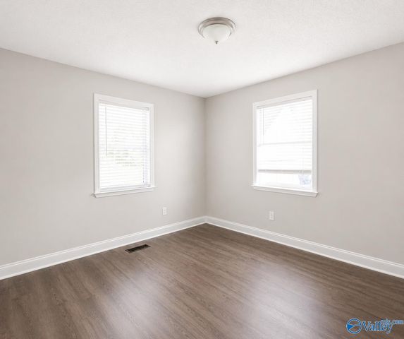 1215 Heatherwood Drive, Arab, AL 35016