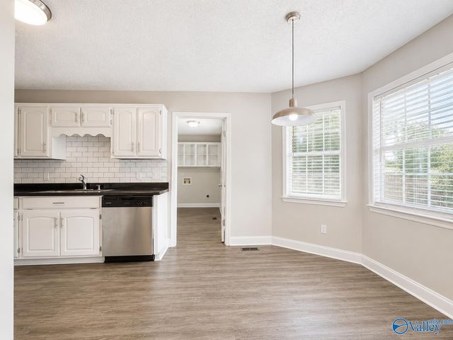 1215 Heatherwood Drive, Arab, AL 35016