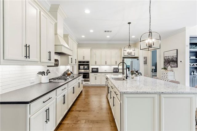 2890 Eva Club, Acworth, GA 30101