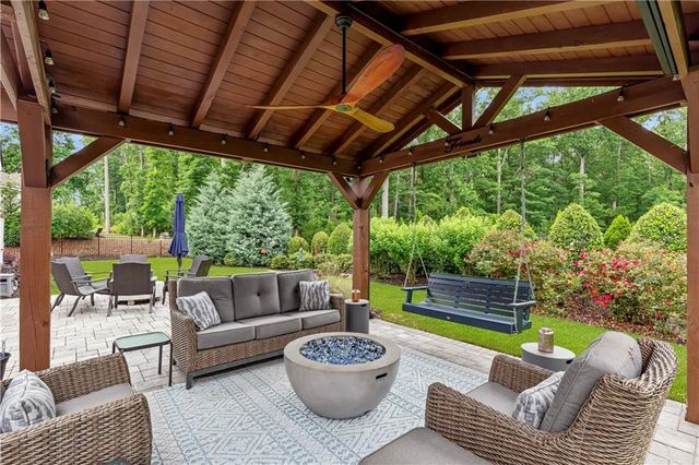2890 Eva Club, Acworth, GA 30101
