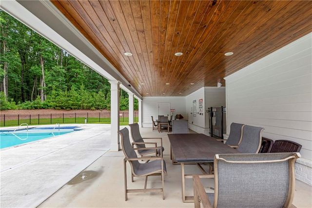 2890 Eva Club, Acworth, GA 30101