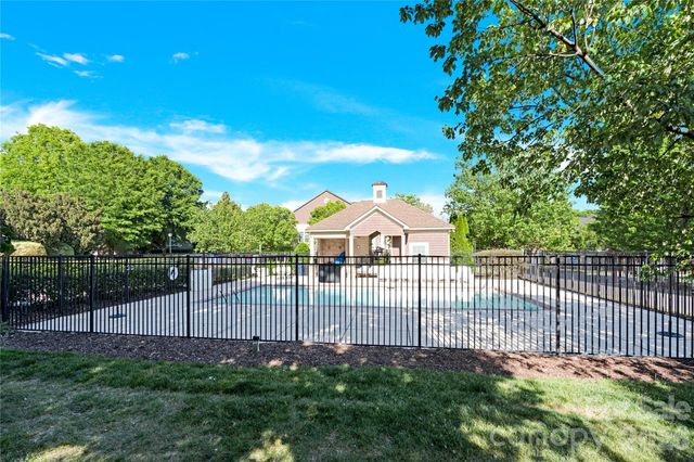 18503 The Commons Boulevard, Cornelius, NC 28031