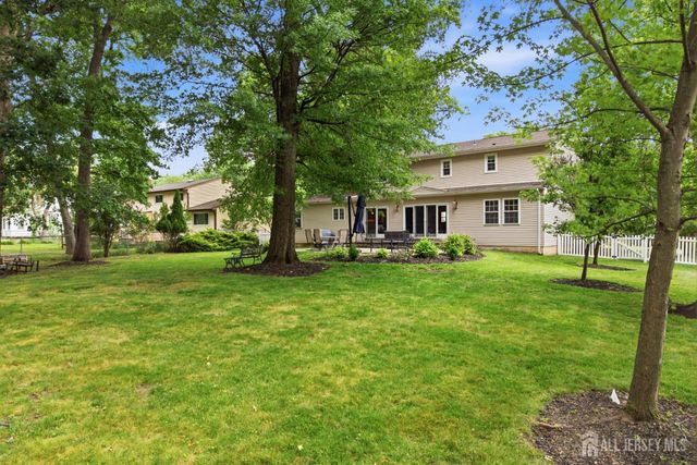 4 Woodruff Road, Edison, NJ 08820