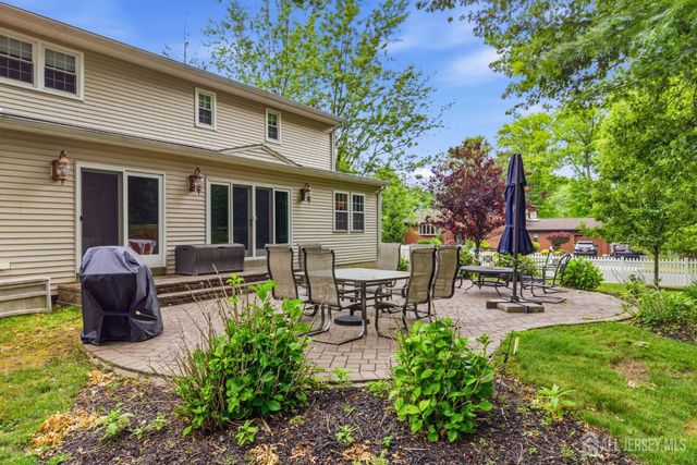 4 Woodruff Road, Edison, NJ 08820
