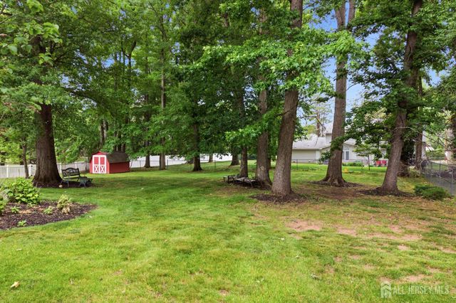 4 Woodruff Road, Edison, NJ 08820
