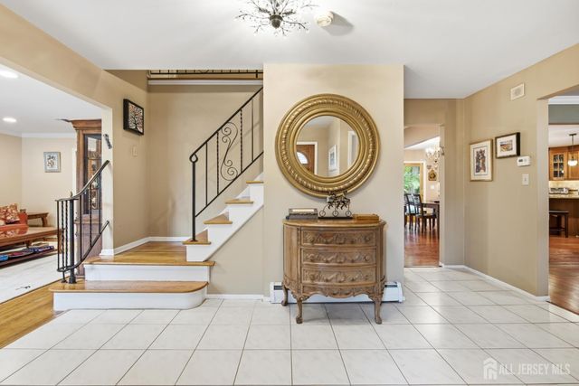4 Woodruff Road, Edison, NJ 08820